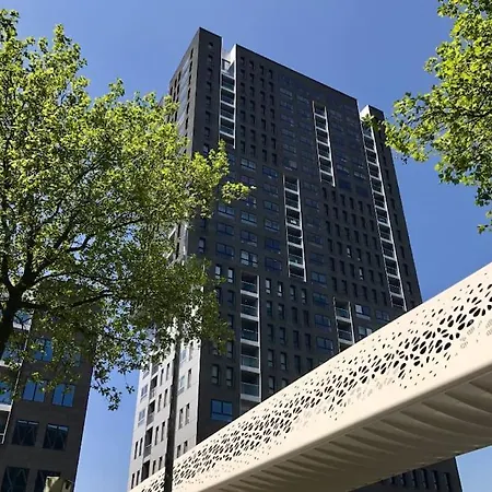 Uniek - Mooiste En Hoogste Uitzicht Op Antwerpen! - Incl Gratis Parking Appartement *