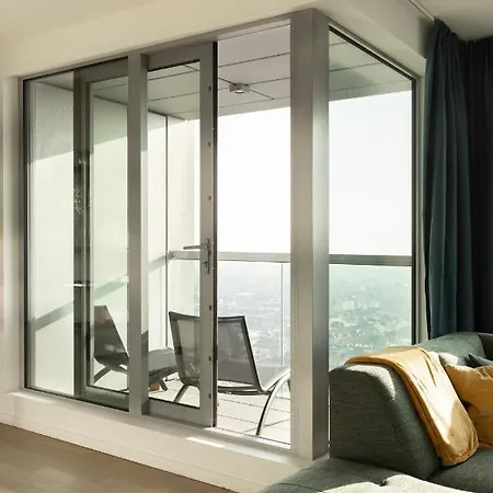 Appartement Uniek - Mooiste En Hoogste Uitzicht Op Antwerpen! - Incl Gratis Parking *