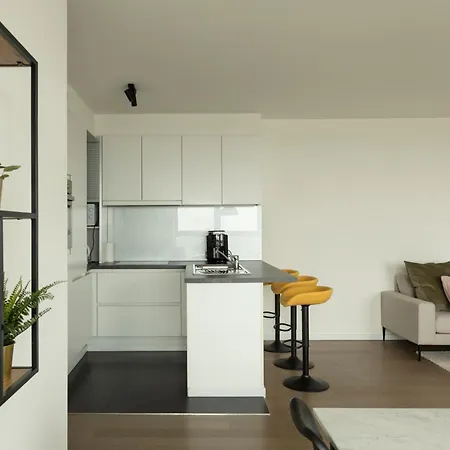 Uniek - Mooiste En Hoogste Uitzicht Op Antwerpen! - Incl Gratis Parking Appartement *
