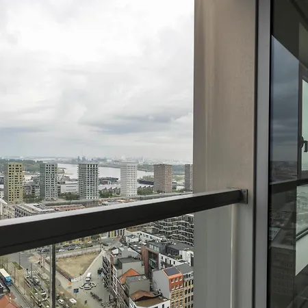 Appartement Uniek - Mooiste En Hoogste Uitzicht Op Antwerpen! - Incl Gratis Parking *
